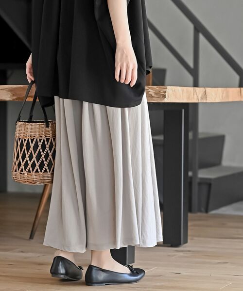 rps（アールピーエス）の「接触冷感ツータックワイドパンツ（その他パンツ・レディース・チャコールグレー/ブラック/グレイッシュベージュ/ライトカーキ・M）」の19枚目の写真