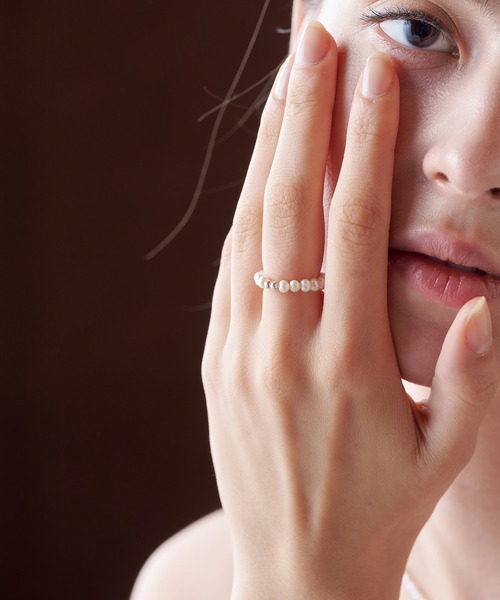 ALLURELLE（アリュレル）の「【ALLURELLE】淡水パールリング silver925 KNF-TP ※（リング・レディース・シルバー・S/M）」の3枚目の写真