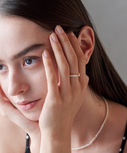 ALLURELLE（アリュレル）の「【ALLURELLE】淡水パールリング silver925 KNF-TP ※（リング・レディース・シルバー・S/M）」の4枚目の写真