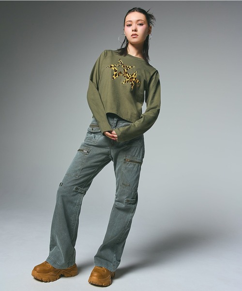 X-girl(エックスガール)の「LEOPARD STAR L/S BABY TEE(Tシャツ/カットソー・レディース・ブラック/オリーブ/ベージュ・M/S)」の11枚目の写真