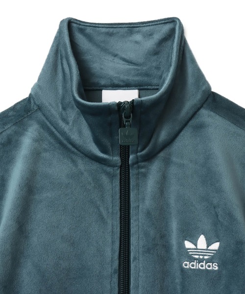 adidas(アディダス)の「adidas Essentials Velvet Fitted Track Top / アディダス エッセンシャルズ ベルベット フィッティド トラックトップ(ジャージ・レディース・グリーン・S/L/M)」の4枚目の写真