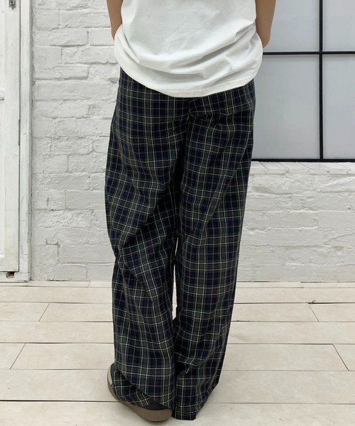 SHEPP（シープ）の「ワンポイントダブルウエストチェックパンツ（スラックス・レディース・グレー・M/L）」の16枚目の写真