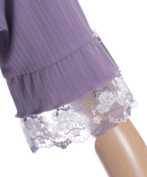 axes femme(アクシーズファム)の「カラーチュールレースプルオーバー(Tシャツ/カットソー・レディース・パープル/ブラック/キナリ/グリーン・FREE)」の21枚目の写真