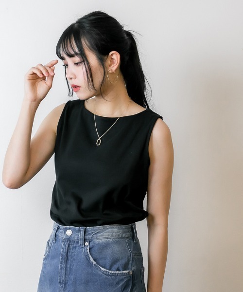RCD(アールシーディー)の「ボートネックタンクトップ(タンクトップ・レディース・杢グレー/カーキ/グレイッシュベージュ/ブラック/オフホワイト/チャコールグレー/ピンクベージュ・M/LL/3L/L/4L)」の17枚目の写真