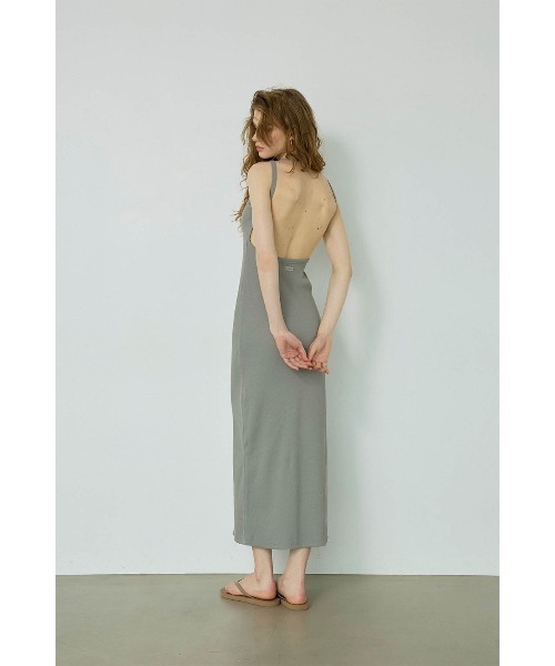 ALEXIA STAM(アリシアスタン)の「Wellness Open Back Rib Long Dress /パッドinオープンバックロングドレス(ワンピース・レディース・チャコールグレー/テラコッタ/サンドベージュ/ブラック/カーキ・S/M/L)」の16枚目の写真