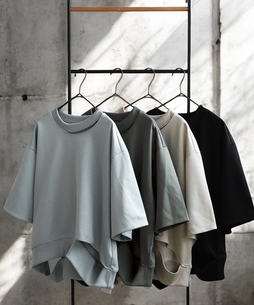 antiqua(アンティカ)の「アシメネックトップス(Tシャツ/カットソー・レディース・ベージュ/ブラック/ブルー系その他/グレー・ONESIZE)」の17枚目の写真