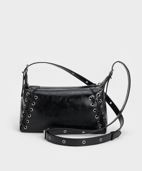 CHARLES & KEITH（チャールズ & キース）の「Xylia ザイリア グロメットレースアップショルダーバッグ（ショルダーバッグ・レディース・スミクロ/ピンク系その他・M）」の9枚目の写真