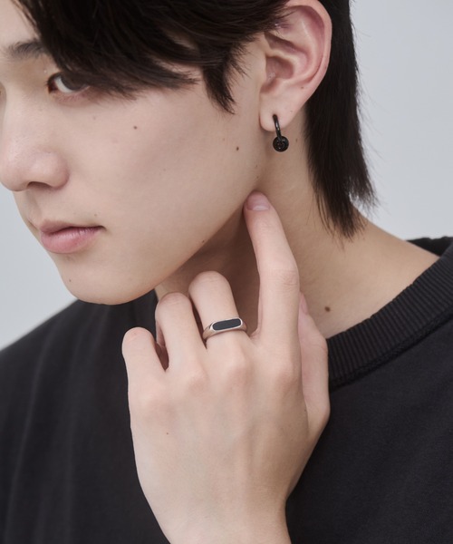 WYZ surgical stainless(ダブリューワイジィーサージカルステンレス)の「【 金属アレルギー対応 】印台リング サージカルステンレス(リング・メンズ・シルバー/ブラック・18号/16号/20号)」の15枚目の写真