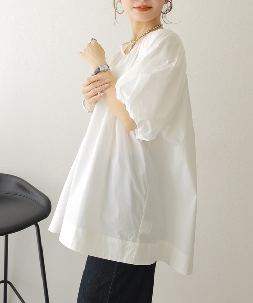 LAULEN(ローレン)の「cotton volume sleeve blouse /コットンギャザーボリュームスリーブブラウス(シャツ/ブラウス・レディース・ブラック/ホワイト・FREE)」の4枚目の写真