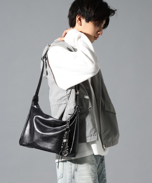 LAND MUSEUM（ランドミュージアム）の「LAND MUSEUM／レザークロスBAG（ショルダーバッグ・メンズ・ブラック・ONE SIZE）」の15枚目の写真