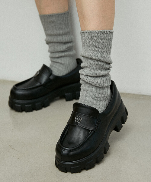 ローファー MARY QUANT × PUBLUXす MARY QUANT × PUBLUX/マリークワント フラワーモチーフ 厚底