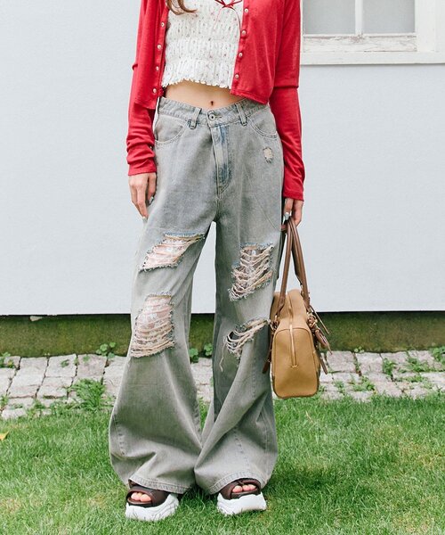 OLIVE des OLIVE(オリーブデオリーブ)の「ワイドデニムパンツ(デニムパンツ・レディース・ブルー/ブラック・MEDIUM/SMALL)」の8枚目の写真
