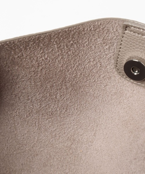 LOWRYS FARM（ローリーズファーム）の「ポーチツキ２ＰＢＡＧ／L　578360（ショルダーバッグ・レディース・グレイッシュベージュ/ブラック・FREE）」の18枚目の写真