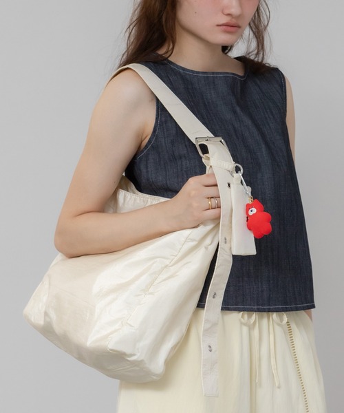 ナイロンベルトショルダーバッグ/A4 ベルトバッグ ナイロン 黒