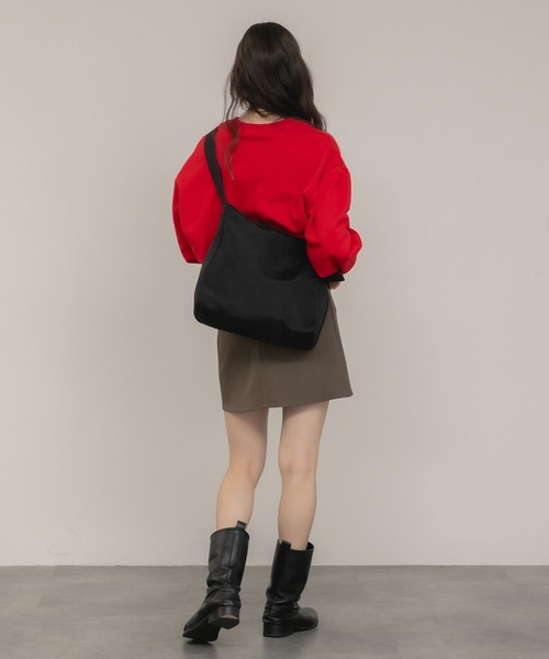 WORLD PEACE 赤 ナイロン ショルダーバッグ セール】ナイロンベルトショルダーバッグ/A4 ベルトバッグ ナイロン 黒