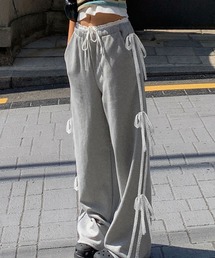 meJane（ミージェーン）の「サイドレースリボン ワイドスウェットパンツ（スウェットパンツ・レディース）」