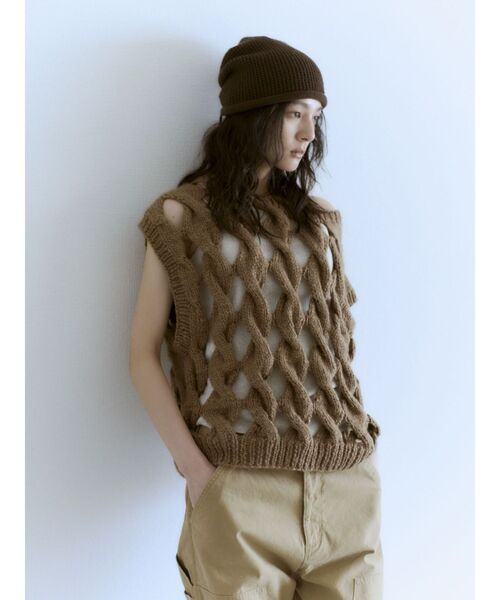 Ungrid（アングリッド）の「透かし編みデザインハンドニットベスト（ニット/セーター・レディース・オフホワイト/パープル/ブラウン・FREE）」の3枚目の写真