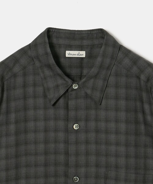 steven alan ワイドシルエット シャツ レギュラーカラー ブラック Steven Alan（スティーブンアラン）の「＜Steven Alan＞ 60 コンパクト