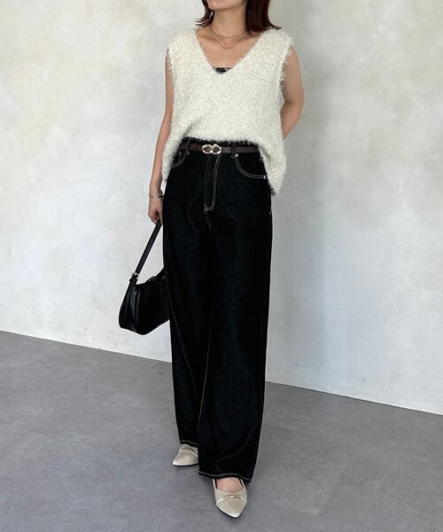 Thevon（ゼボン）の「GLDラインベロアパンプス（パンプス・レディース・アイボリー/ブラック・M/L）」の15枚目の写真