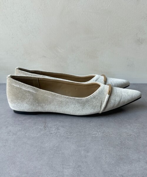 Thevon（ゼボン）の「GLDラインベロアパンプス（パンプス・レディース・アイボリー/ブラック・M/L）」の22枚目の写真