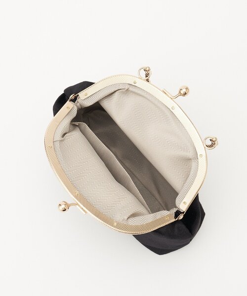 CIAOPANIC（チャオパニック）の「【Lumé/ルメ】メタルハートがま口バッグ（ショルダーバッグ・レディース・ボルドー/ブラック・FREE）」の10枚目の写真