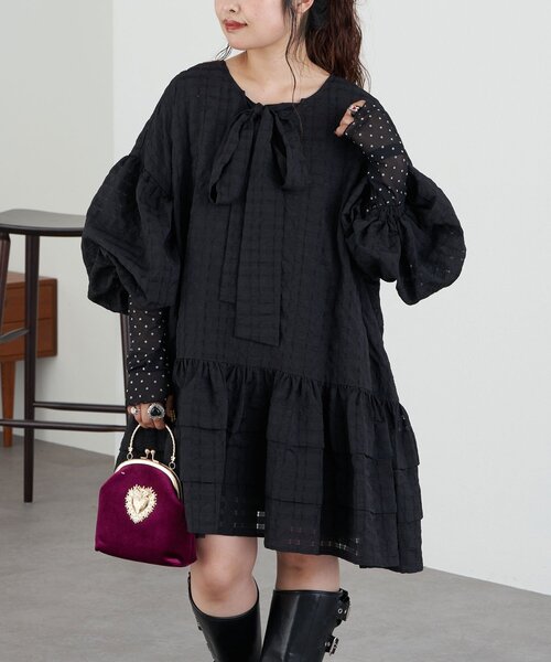 CIAOPANIC（チャオパニック）の「【Lumé/ルメ】メタルハートがま口バッグ（ショルダーバッグ・レディース・ボルドー/ブラック・FREE）」の6枚目の写真