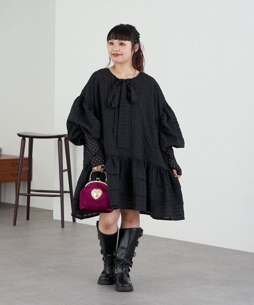 CIAOPANIC（チャオパニック）の「【Lumé/ルメ】メタルハートがま口バッグ（ショルダーバッグ・レディース・ボルドー/ブラック・FREE）」の7枚目の写真