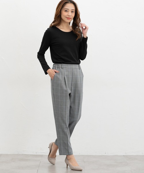 Honeys（ハニーズ）の「きれいめクルーネックＴ（Tシャツ/カットソー・レディース・ネイビー/ホワイト/グレイッシュベージュ/ブラック・3L/L/LL/M/S）」の18枚目の写真