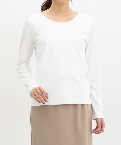 Honeys（ハニーズ）の「きれいめクルーネックＴ（Tシャツ/カットソー・レディース・ネイビー/ホワイト/グレイッシュベージュ/ブラック・3L/L/LL/M/S）」の8枚目の写真