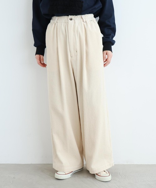 l'atelier du savon（アトリエドサボン）の「6Wコーデュロイ　ちょいまるパンツ（その他パンツ・レディース・アイボリー/サックスブルー/ダークブラウン・FREE）」の2枚目の写真