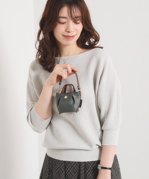 ITS'DEMO(イッツデモ)の「肩楽チャームバッグ(その他・レディース・マスタード/グレー/ダークブラウン/ワインレッド・00)」の6枚目の写真