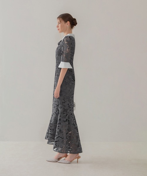 Leja（レジャ）の「【LEJA】パールカラーボウタイフラワーレースフィッシュテールワンピースドレス美脚効果結婚式 パーティードレス 成人式 二次会 同窓会 お呼ばれ オケージョン 20代 30代（ドレス・レディース・ブラック/グレー・SMALL/MEDIUM）」の7枚目の写真