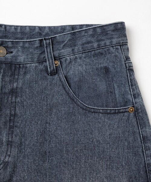 FREAK'S STORE（フリークスストア）の「ワイドシルエット カーブデニムパンツ ワンウォッシュ（デニムパンツ・メンズ・ブラック/ネイビー/ブルー/ライトグレー・LARGE/SMALL/MEDIUM）」の14枚目の写真