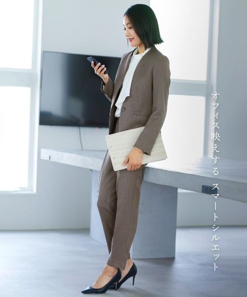 WHITE JOOLA（ホワイトジョーラ）の「【洗える・撥水・サステナブル素材】シャークスキンツイード・ストレートパンツ（スラックス・レディース・ブラウン/ネイビー・S/M/L）」の20枚目の写真