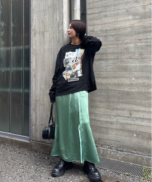 Ameri（アメリ）の「HEAVY SATIN ASYMMETRY TUCK SKIRT（スカート・レディース・ライトグレー/グリーン/ネイビー・SMALL/MEDIUM）」の7枚目の写真