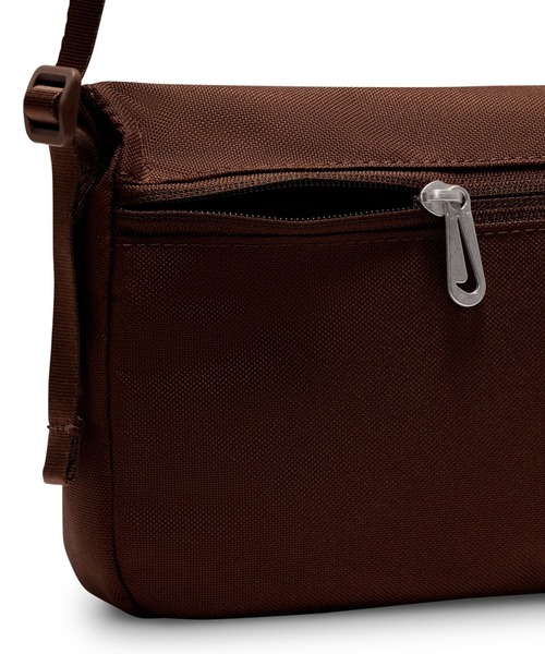 NIKE（ナイキ）の「ナイキ NIKE ナイキ ウィメンズ NSW フューチュラ 365 クロスボディ（ショルダーバッグ・レディース・その他・ONE SIZE）」の6枚目の写真