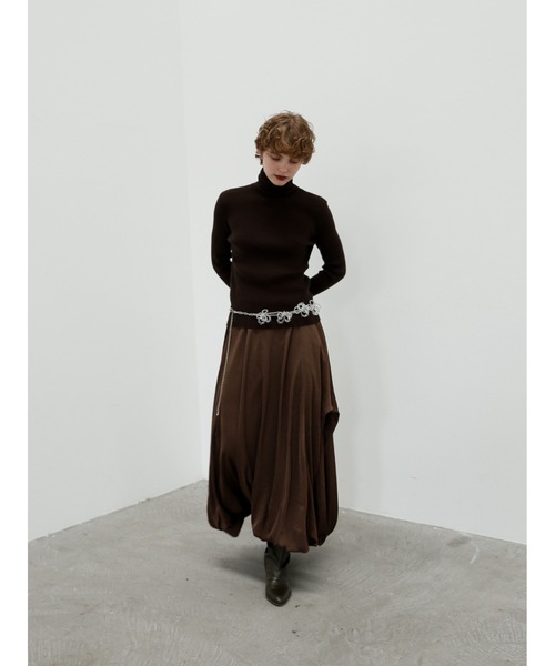 Katrin TOKYO(カトリーントーキョー)の「balloon satin skirt(スカート・レディース・ホワイト/ダークブラウン・FREE/XS)」の15枚目の写真