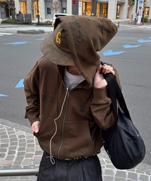 kutir（クティール）の「FEMBROIDERED DESIGN FULL ZIP HOODIE／刺繍デザインフルジップフーディー（パーカー）」