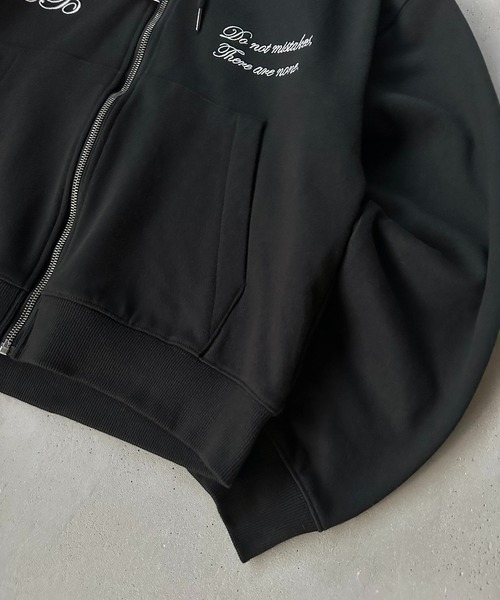 FEMBROIDERED DESIGN FULL ZIP HOODIE／刺繍デザインフルジップ