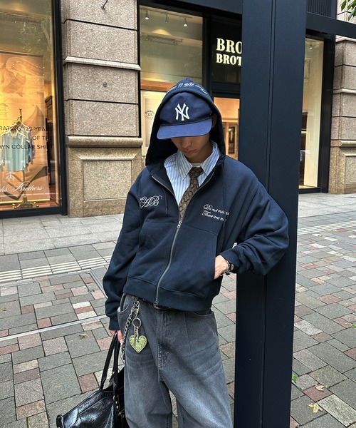 kutir(クティール)の「FEMBROIDERED DESIGN FULL ZIP HOODIE/刺繍デザインフルジップフーディー(パーカー・メンズ・ブラック/杢グレー/ネイビー/ボルドー/ライトグリーン/ブラウン・MEDIUM/LARGE)」の22枚目の写真