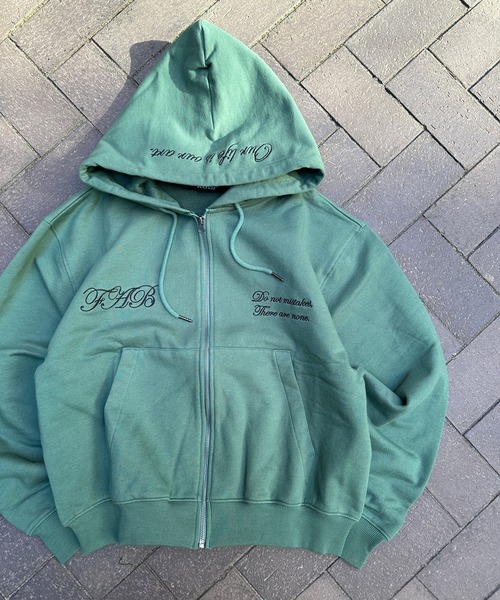 FEMBROIDERED DESIGN FULL ZIP HOODIE／刺繍デザインフルジップ