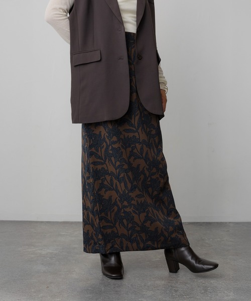Floran(フローラン)の「花柄プリントナロースカート(スカート・レディース・ベージュ/ブラウン/チャコールグレー・FREE)」の18枚目の写真