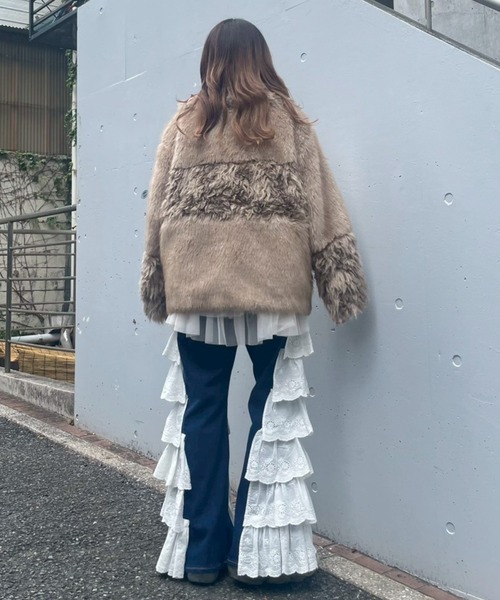 Candy Stripper（キャンディストリッパー）の「PATCH WORK FUR ジャケット（ダウンジャケット/コート・レディース・チャコール/ベージュ/ライトグレー・FREE）」の18枚目の写真