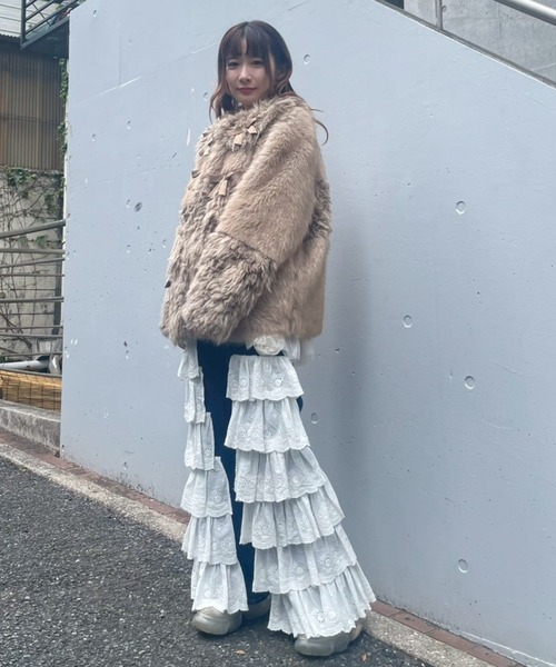 Candy Stripper（キャンディストリッパー）の「PATCH WORK FUR ジャケット（ダウンジャケット/コート・レディース・チャコール/ベージュ/ライトグレー・FREE）」の17枚目の写真