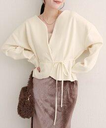 natural couture（ナチュラルクチュール）の「【WEB限定】〈osono〉ウエストベルト付ニットジャケット（ノーカラージャケット・レディース）」