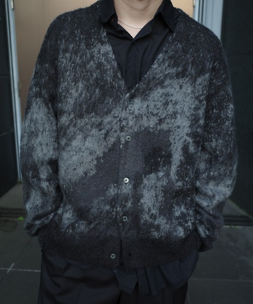 WYM LIDNM(ウィム バイ リドム)の「MOHAIR BLEND JACQUARD SHAGGY CARDIGAN(カーディガン/ボレロ・メンズ・ブラウン系/レッド系/ダークブルー/チャコール・M/S/L)」の6枚目の写真