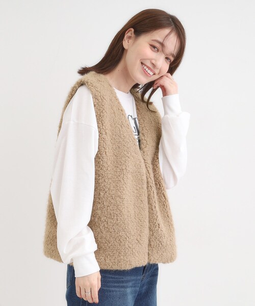 DRESKIP(ドレスキップ)の「ふわふわファーベスト(ベスト・レディース・ベージュ/ブラウン系/チャコールグレー・00)」の12枚目の写真
