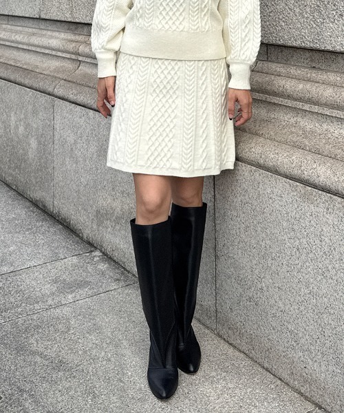 JENNE(ジェンヌ)の「着痩せケーブルスカート(スカート・レディース・レッド/ブラック/アイボリー・SMALL/MEDIUM/LARGE)」の2枚目の写真