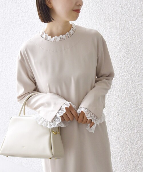troisiemeCHACO(トロワズィエムチャコ)の「【SHIPS別注】troisiemeCHACO:〈手洗い可能〉フリル レース ワンピース(セレモニー対応可)(ワンピース・レディース・ベージュ/ネイビー・ONE SIZE)」の7枚目の写真