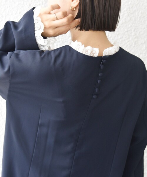 troisiemeCHACO(トロワズィエムチャコ)の「【SHIPS別注】troisiemeCHACO:〈手洗い可能〉フリル レース ワンピース(セレモニー対応可)(ワンピース・レディース・ベージュ/ネイビー・ONE SIZE)」の14枚目の写真